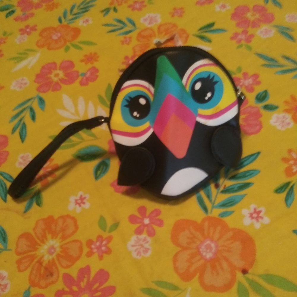 🌷BETSY JOHNSON CUTE PENGUIN MAKE UP/ COIN